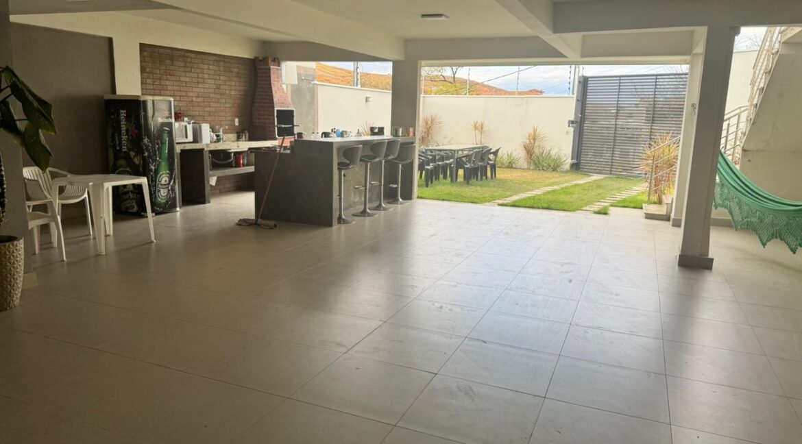 7039f60f-1d74-4319-a500-b8bb6cd77dda